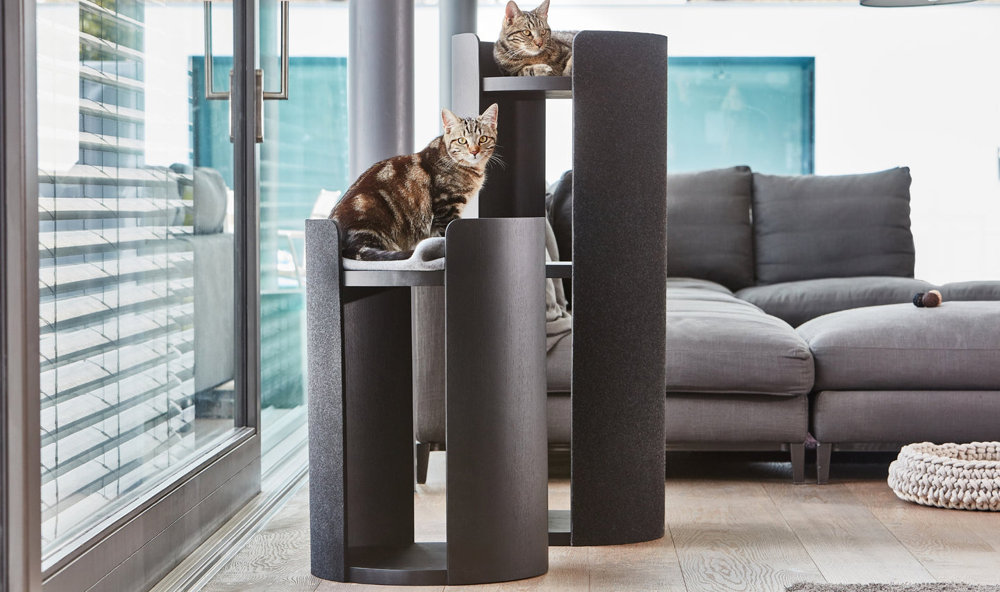 Torre Cat Scratching Post MiaCara1